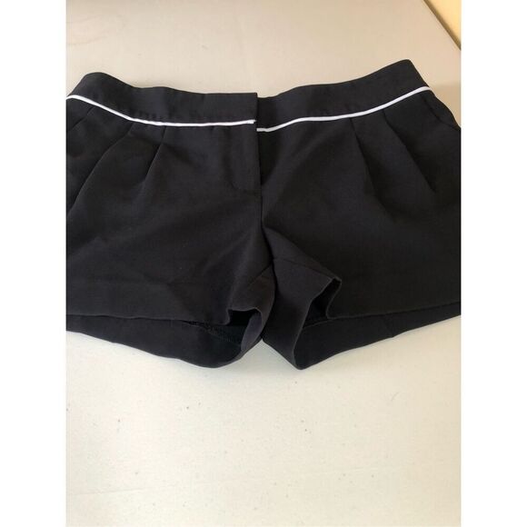 EXPRESS Formal Dress Mini Shorts Womens Black and White Hand Pockets Size 4 - Picture 8 of 11